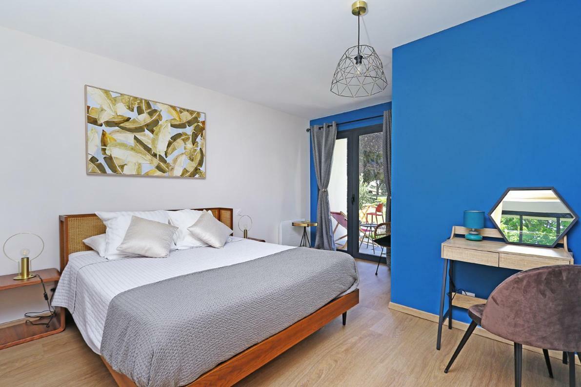 L Esprit Du Clain Chambres D Hotes Bandb De Standing Proches Du Futuroscope Golf Et Lac De St Cyr Naintre 외부 사진